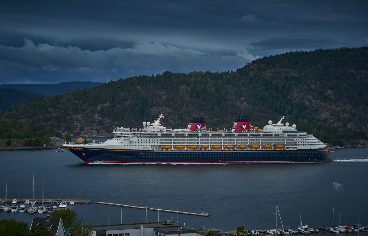 what is the best disney cruise ship